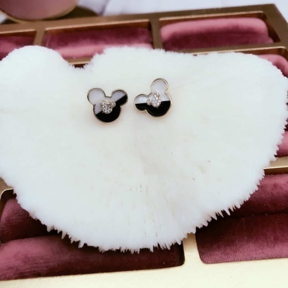 COPY - Mickey Mother of pearl Stud earrings